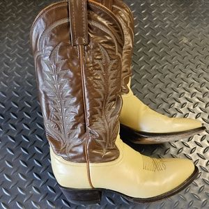 Tony Lama Cream/Brown Boots
